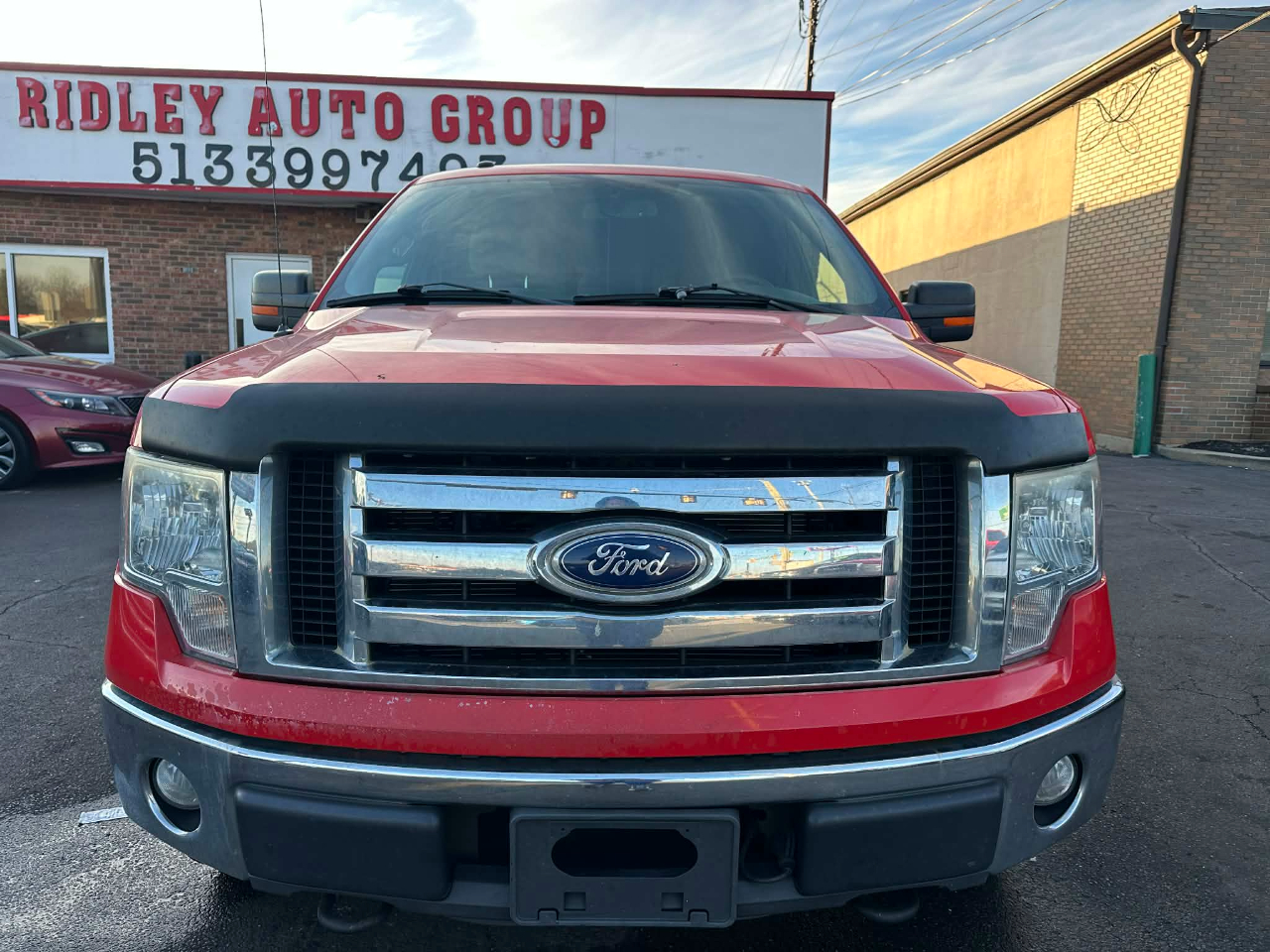 Ford F-150 XLT SuperCab 8-ft. Bed 4WD 2011