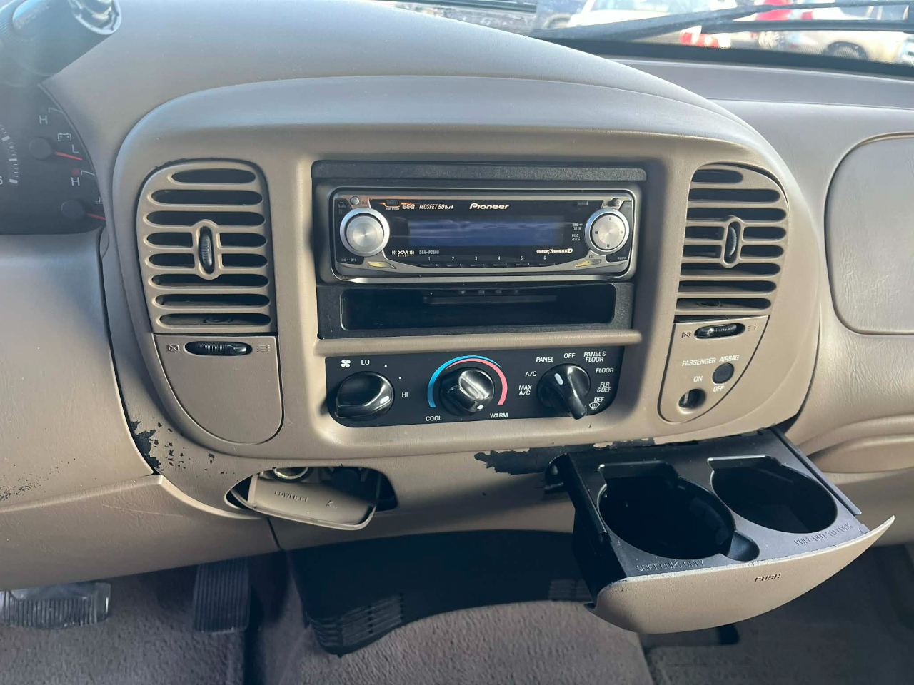 Ford F-150 2WD SuperCrew 157" XLT 2000