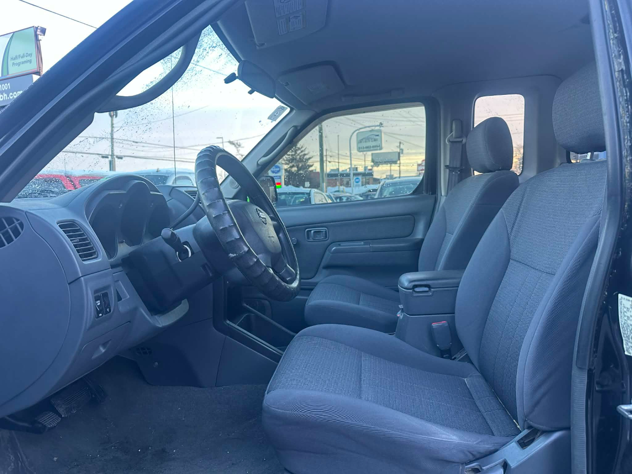 Nissan Frontier KC-I4 Standard Model 2002