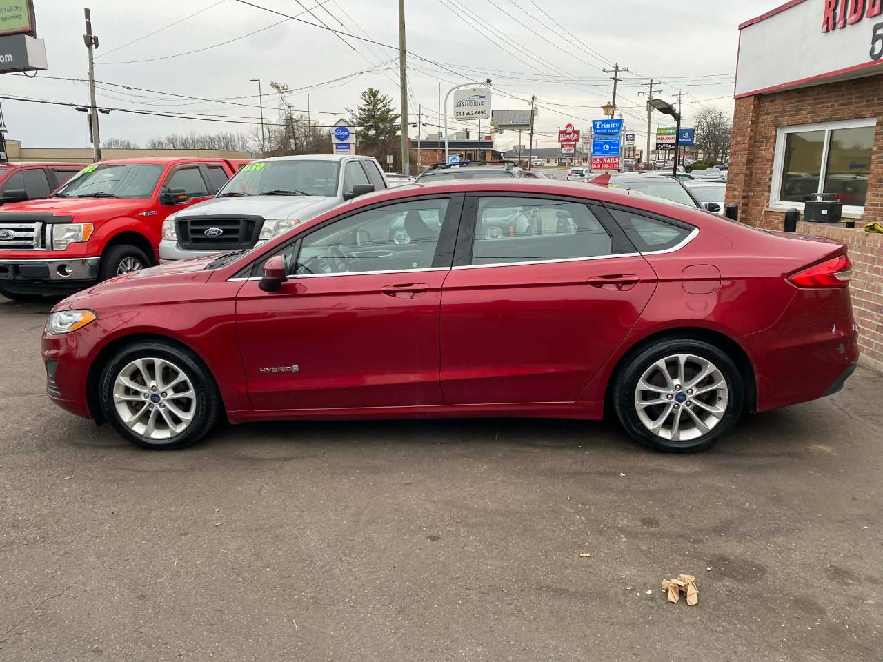 Ford Fusion Hybrid SE 2019