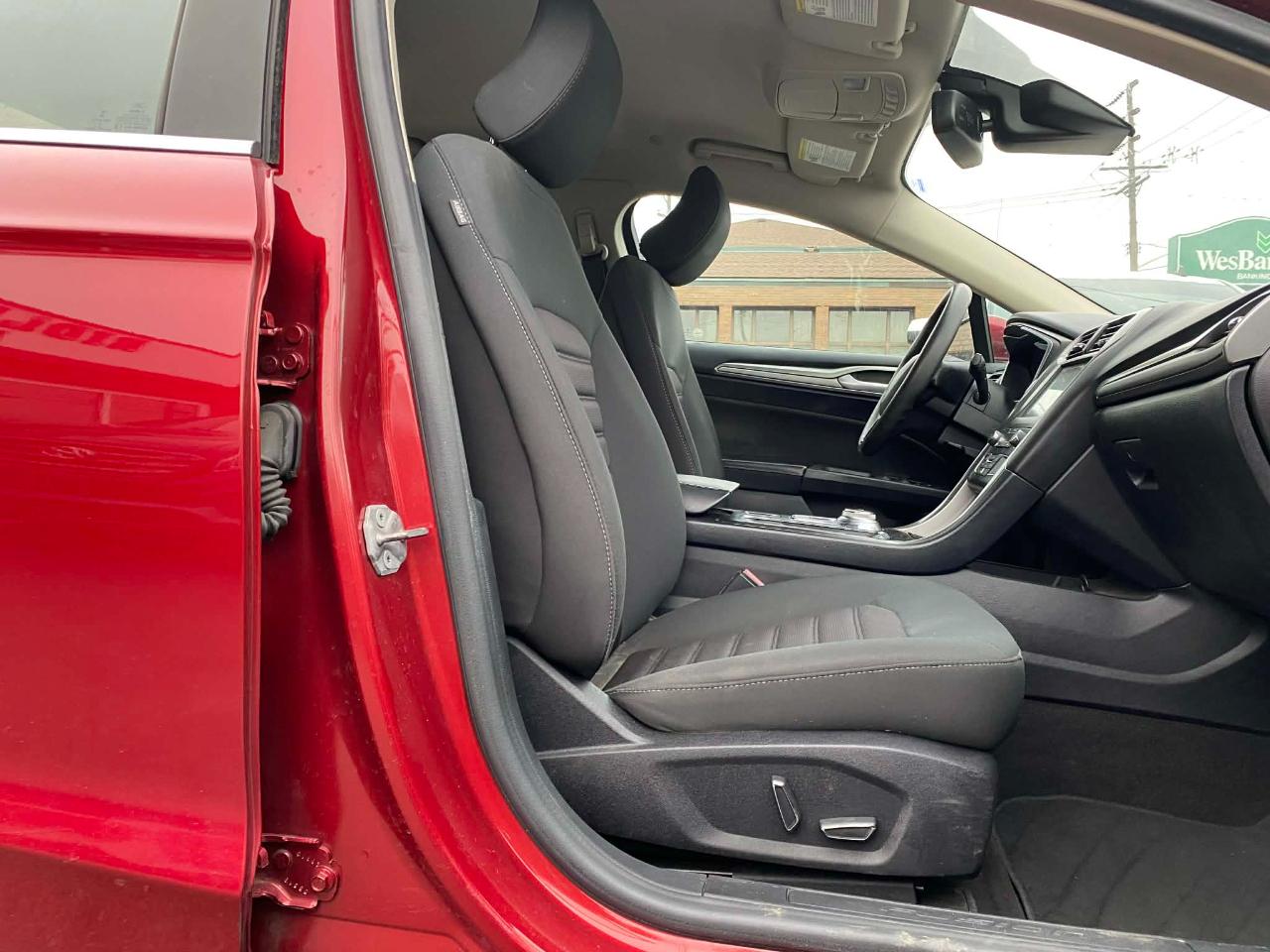 Ford Fusion Hybrid SE 2019