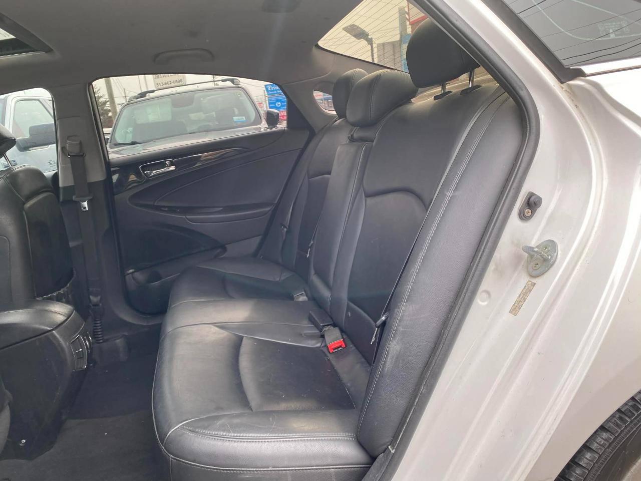 Hyundai Sonata Limited Auto 2011