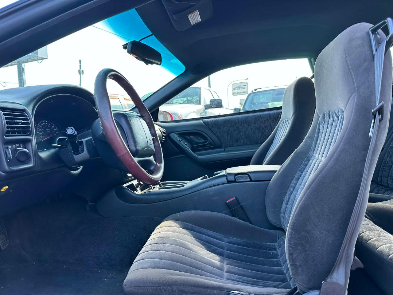 Chevrolet Camaro Coupe 2000