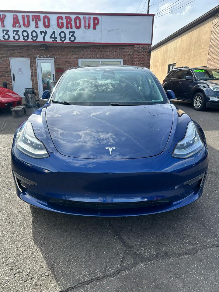 Tesla Model 3 Mid Range 2019