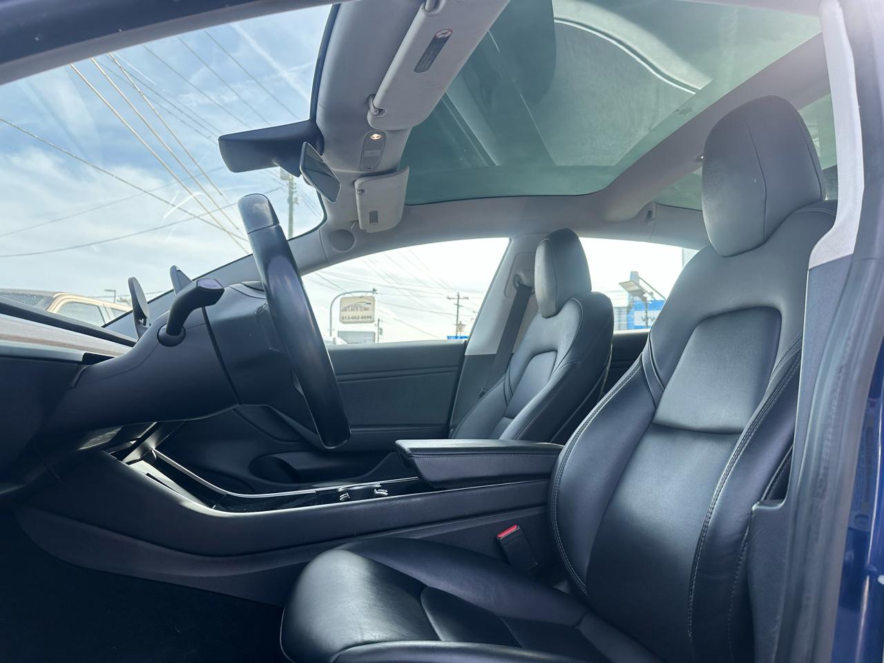 Tesla Model 3 Mid Range 2019