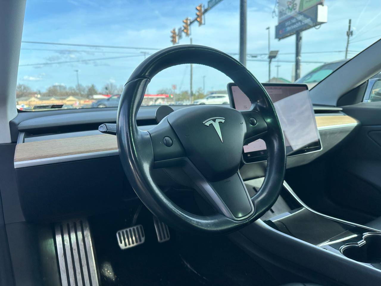 Tesla Model 3 Mid Range 2019