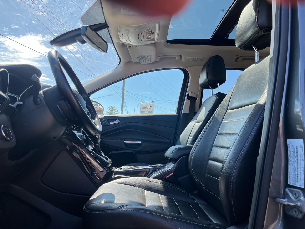 Ford Escape Titanium 4WD 2014