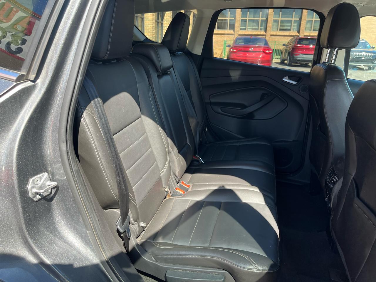 Ford Escape Titanium 4WD 2014