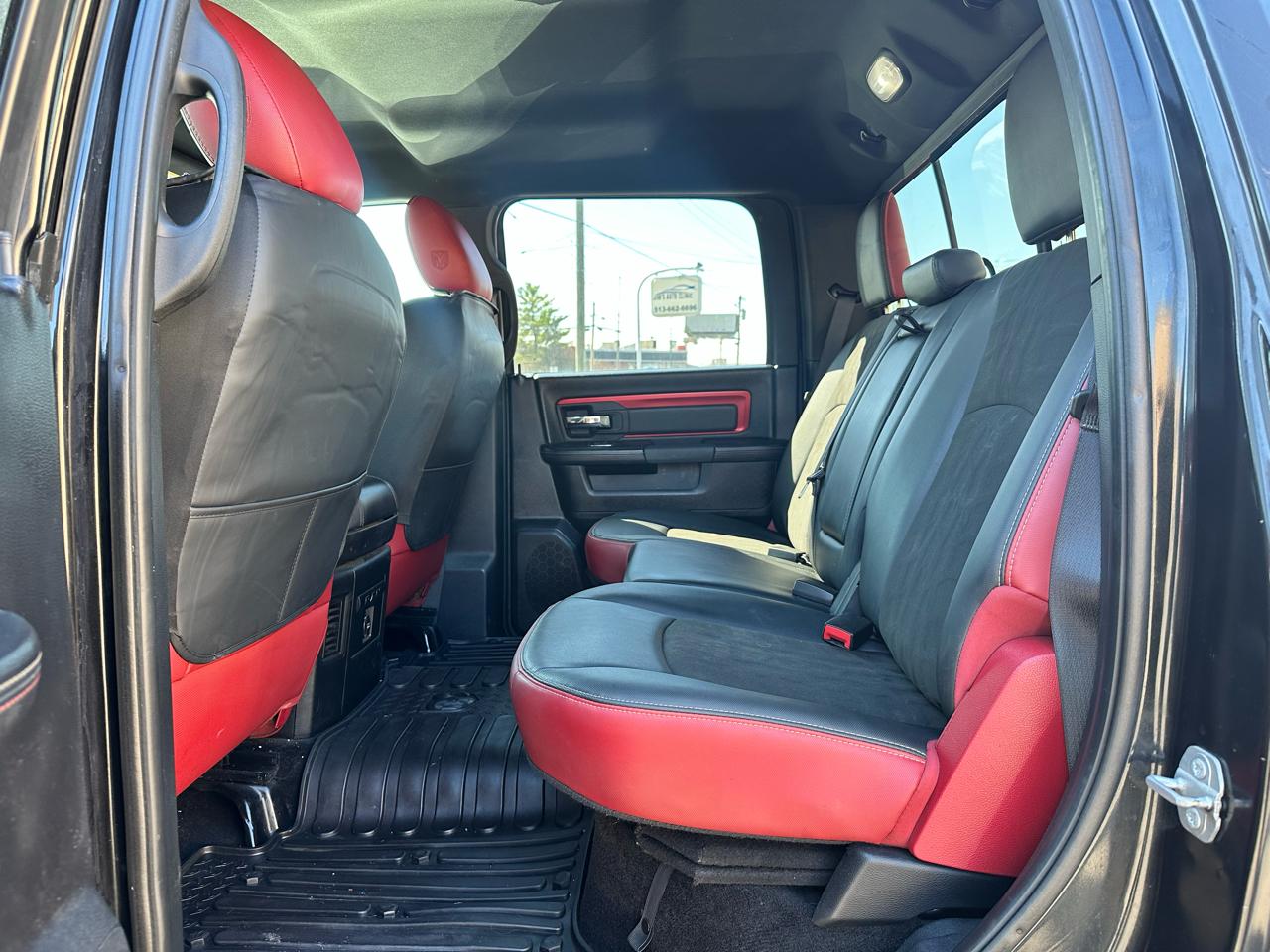 RAM 1500 Rebel Crew Cab SWB 4WD 2016