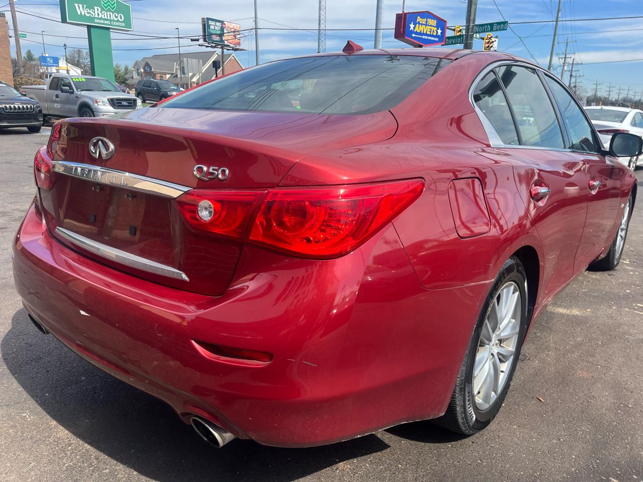 Infiniti Q50 Premium 2014