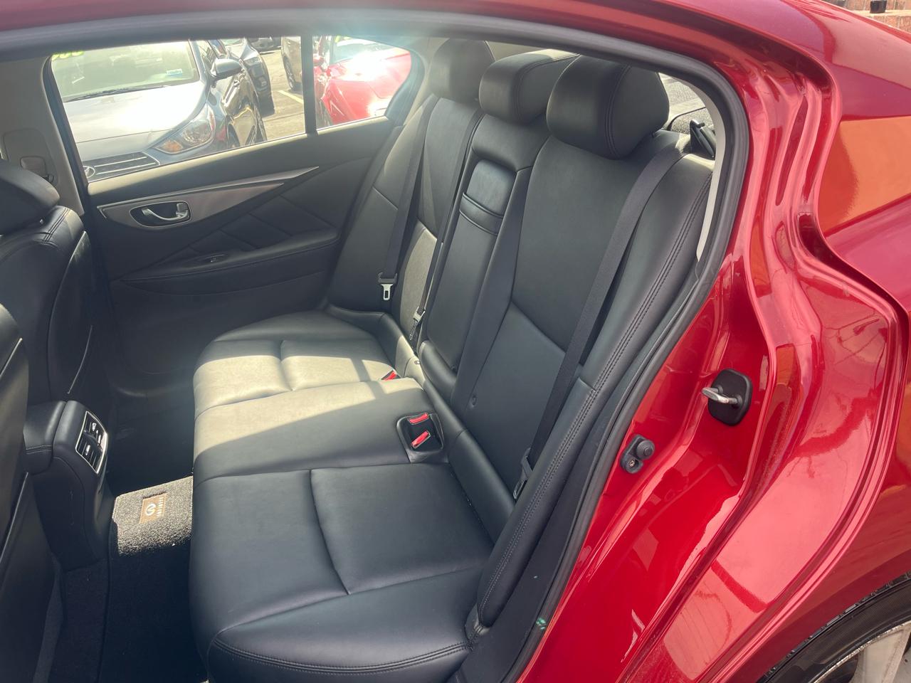 Infiniti Q50 Premium 2014