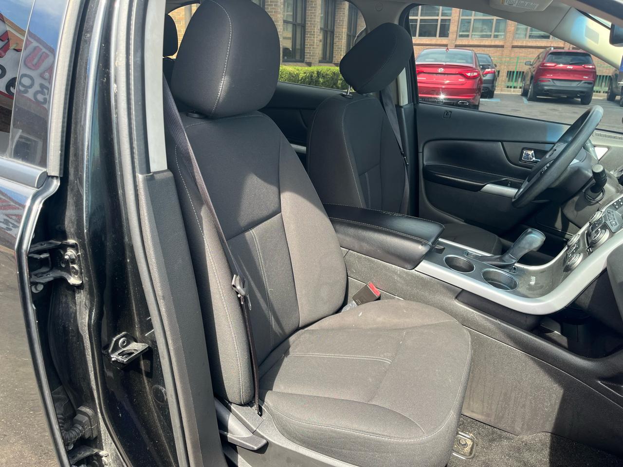 Ford Edge SE FWD 2013