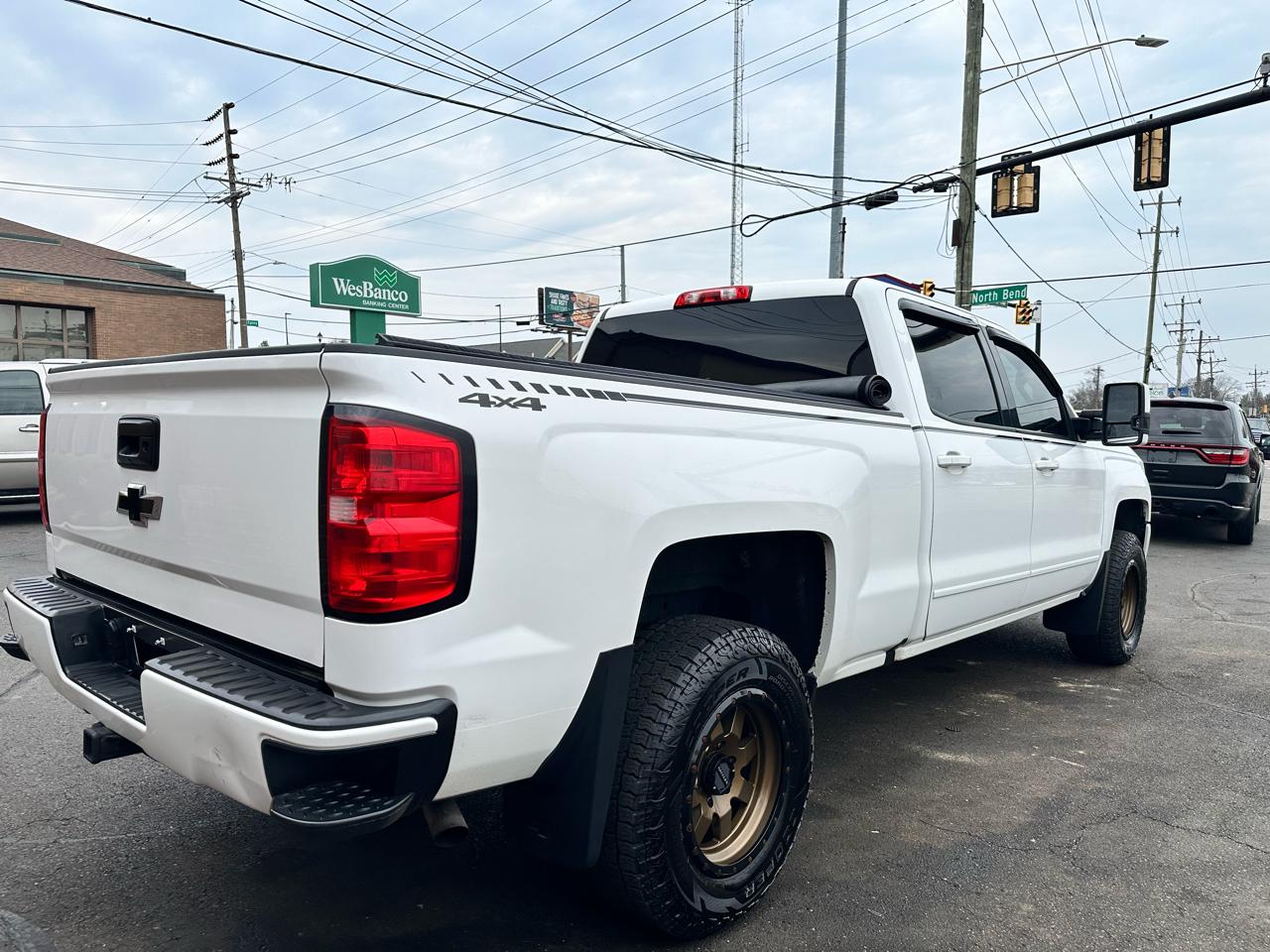 Chevrolet Silverado 1500 LT Crew Cab Long Box 4WD 2016