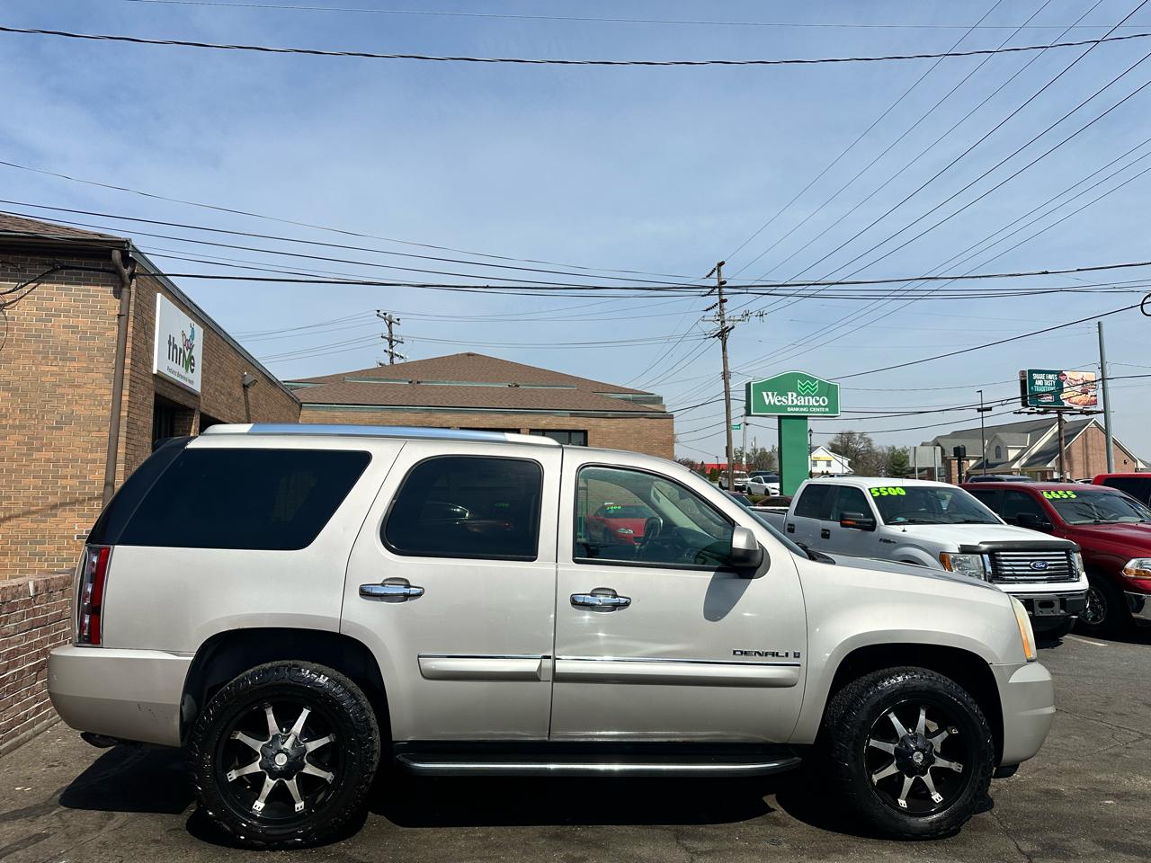 GMC Yukon Denali AWD 2007