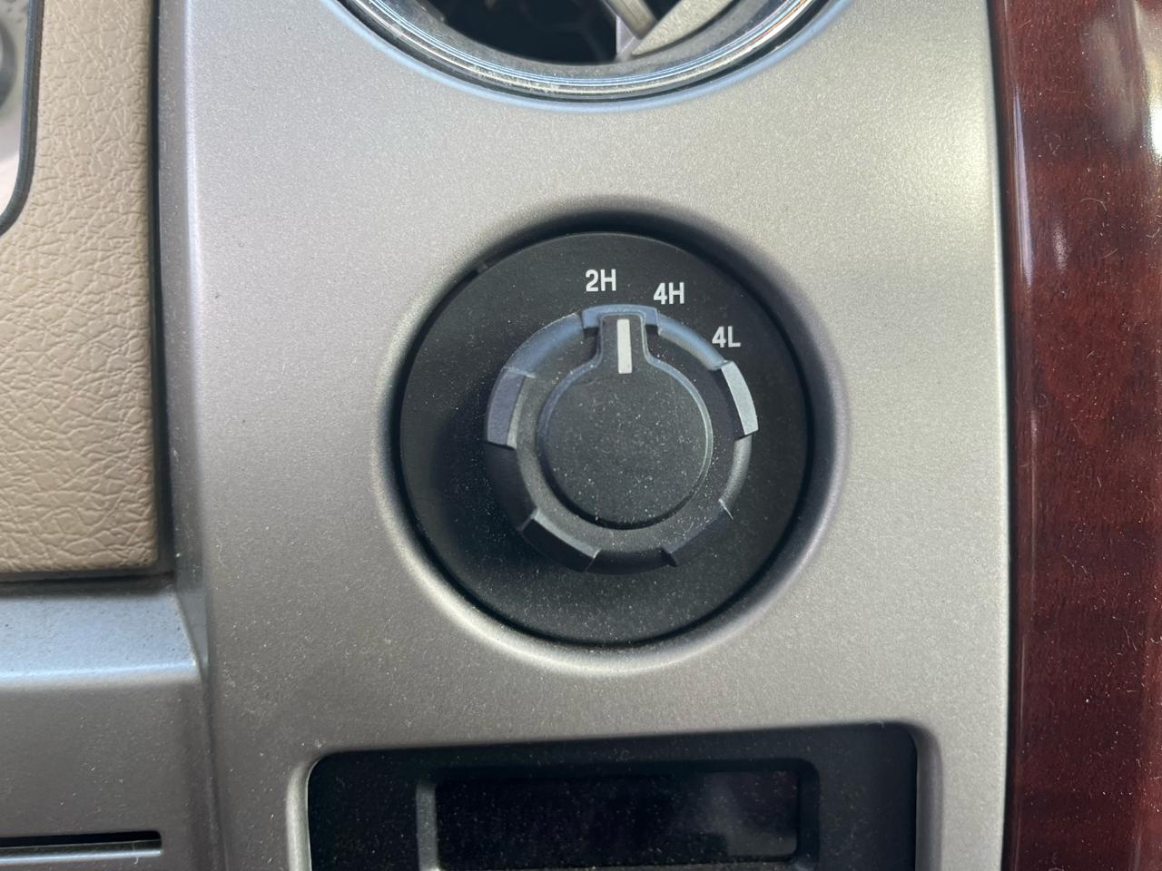 Ford F-150 SuperCrew 150" King Ranch 2009