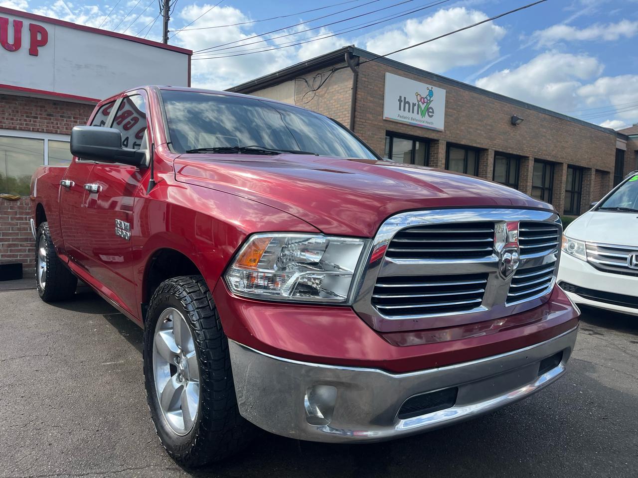 RAM 1500 4WD Crew Cab 149" Big Horn 2015