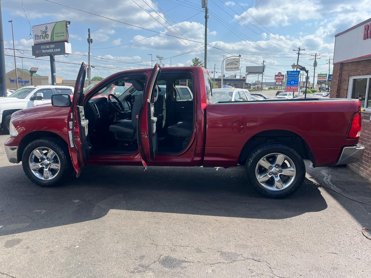 RAM 1500 4WD Crew Cab 149" Big Horn 2015