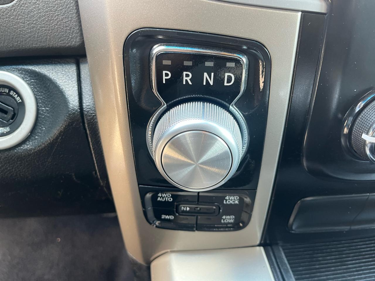 RAM 1500 4WD Crew Cab 149" Big Horn 2015