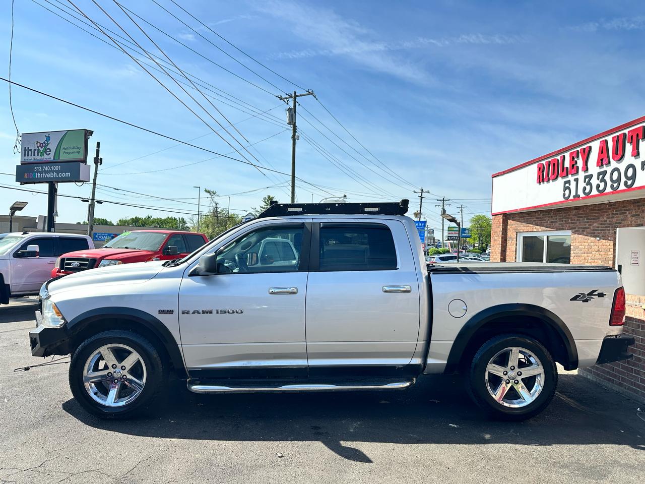 RAM 1500 SLT Crew Cab 4WD 2012