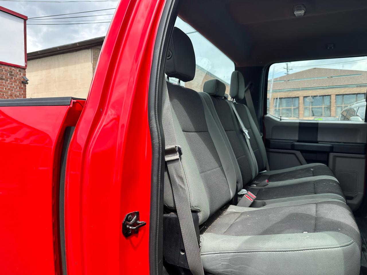 Ford F-150 Lariat SuperCrew 5.5-ft. Bed 4WD 2016