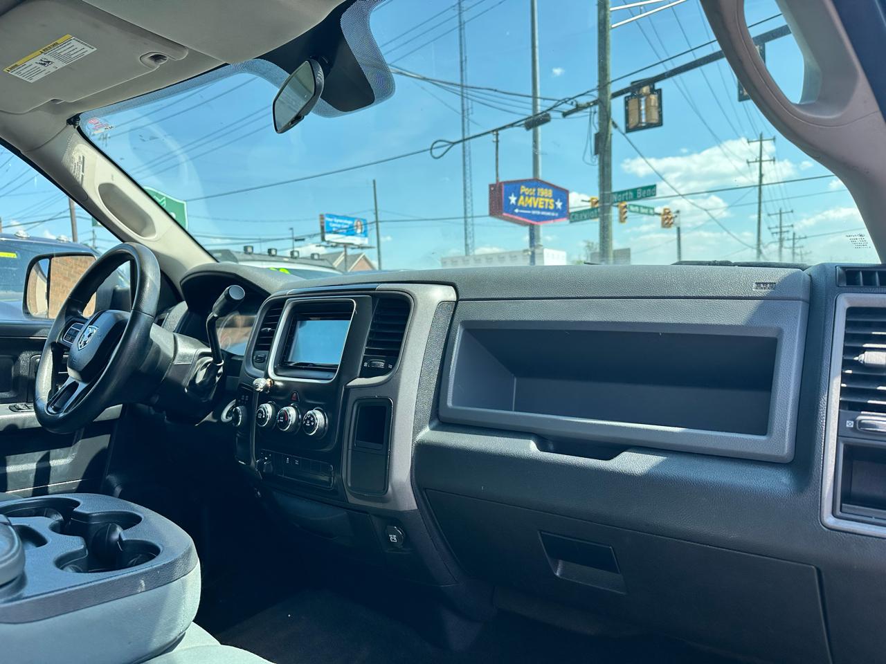 RAM 1500 Tradesman Crew Cab SWB 4WD 2014