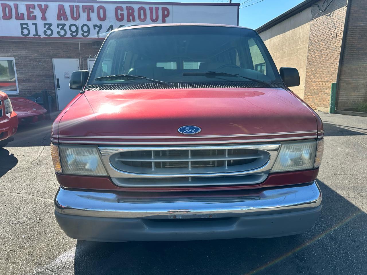 Ford Econoline E150 1999