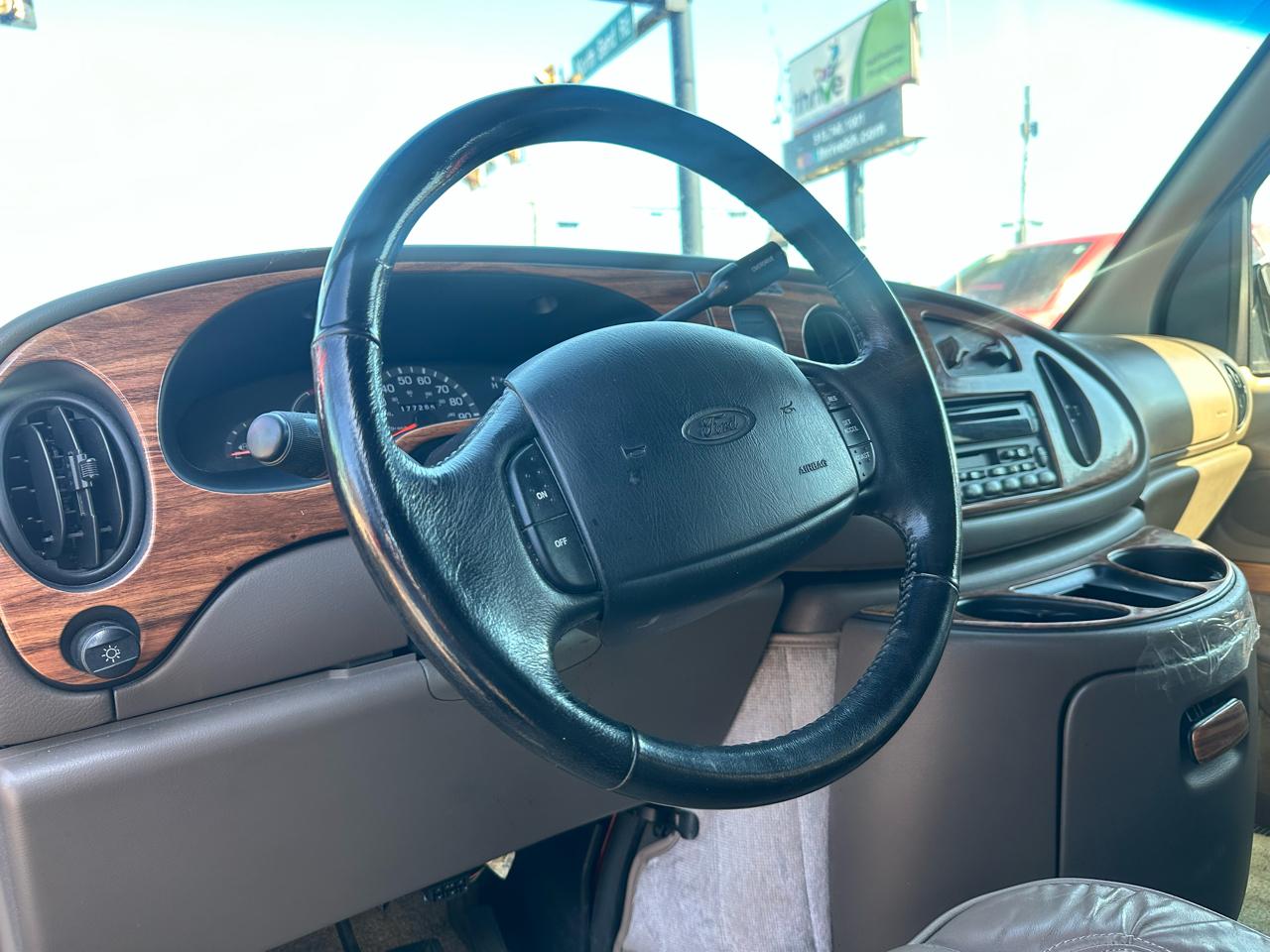 Ford Econoline E150 1999
