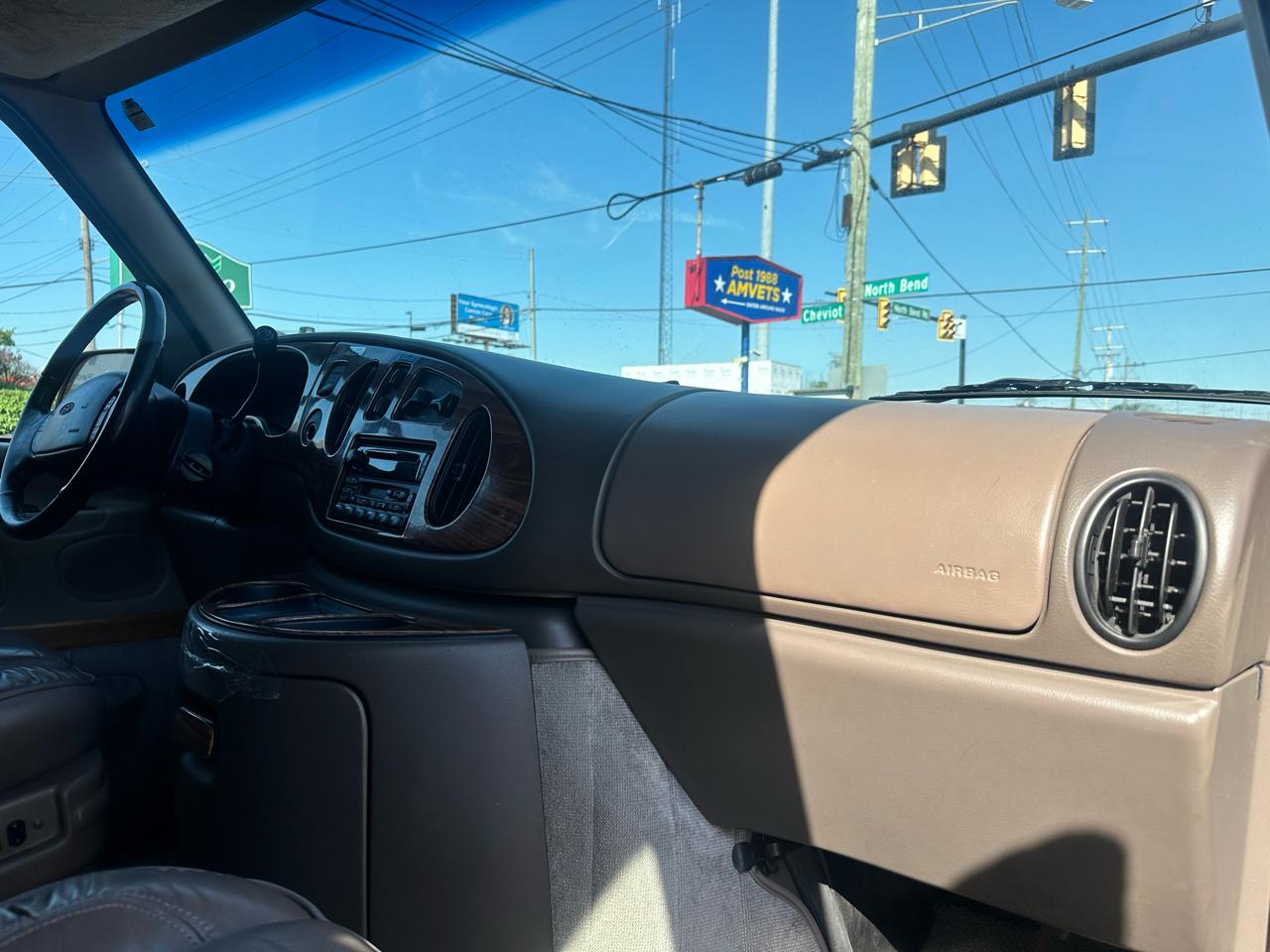 Ford Econoline E150 1999