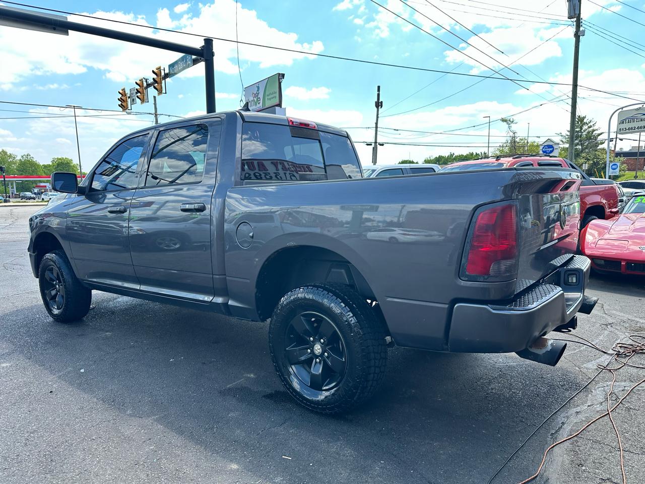 RAM 1500 SLT Crew Cab SWB 4WD 2014