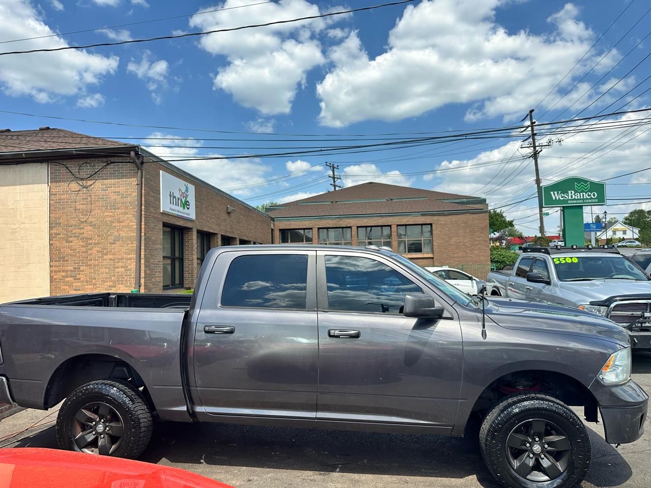 RAM 1500 SLT Crew Cab SWB 4WD 2014