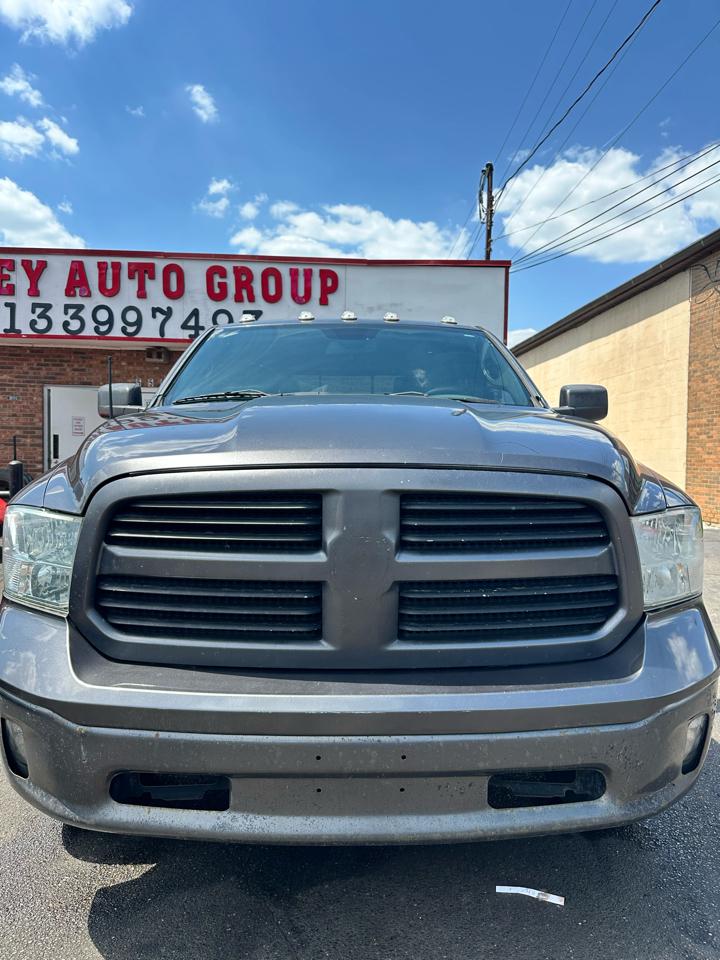 RAM 1500 SLT Crew Cab SWB 4WD 2014