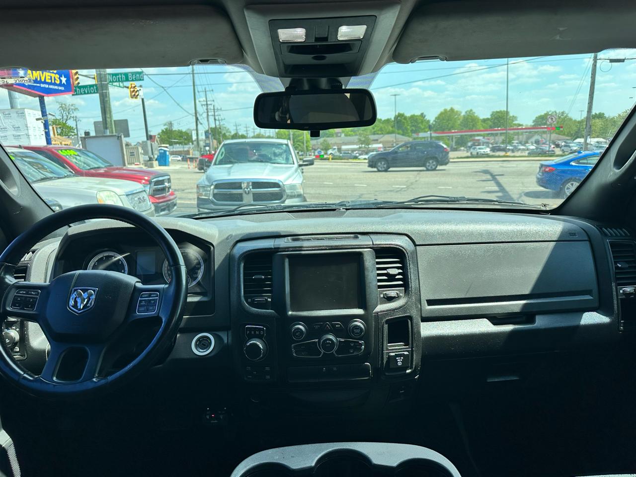 RAM 1500 SLT Crew Cab SWB 4WD 2014