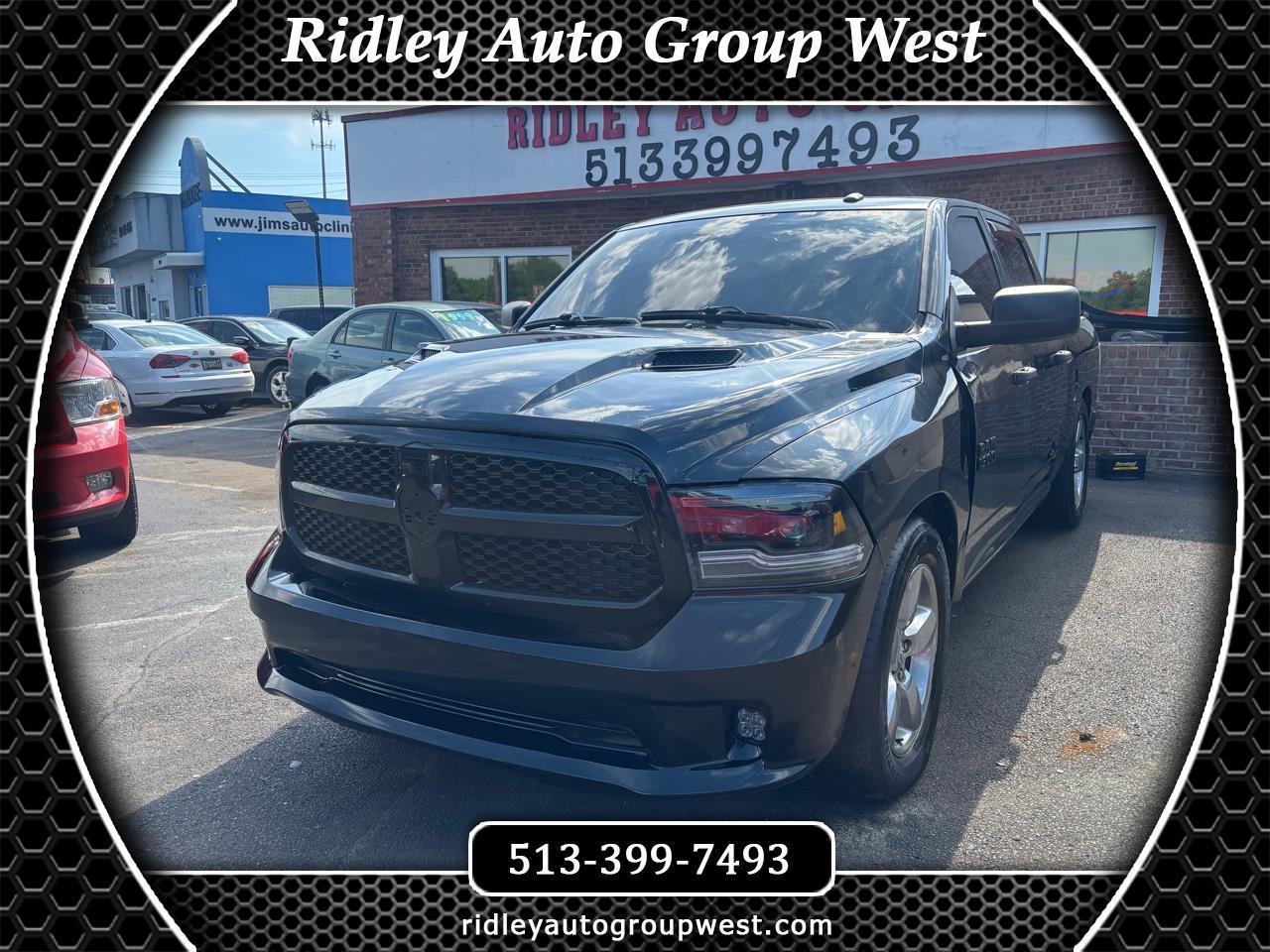2016 RAM 1500 Express 4x4 Crew Cab 5'7's photo