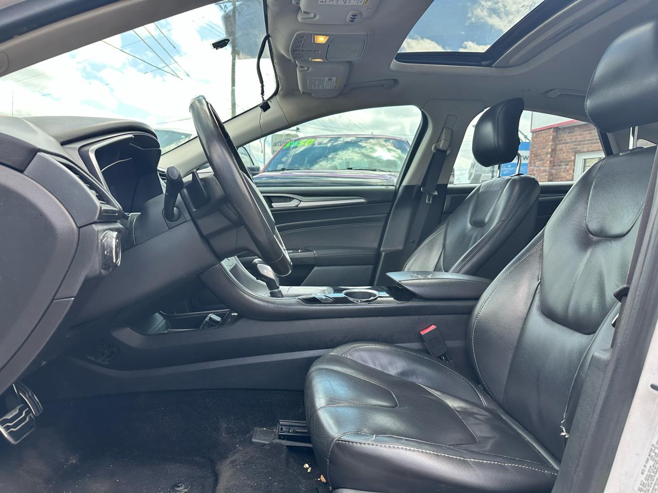 Ford Fusion Titanium 2013