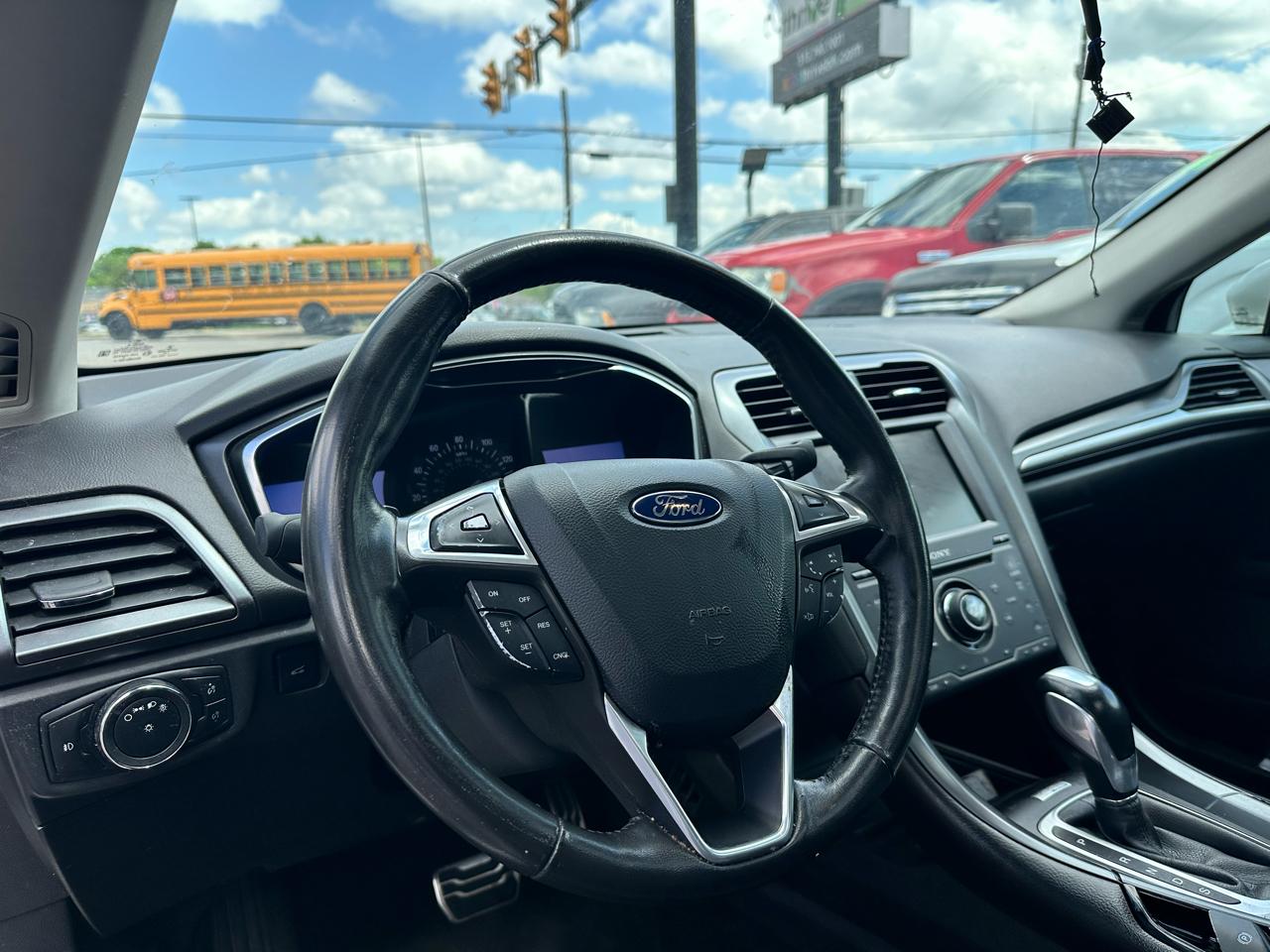 Ford Fusion Titanium 2013