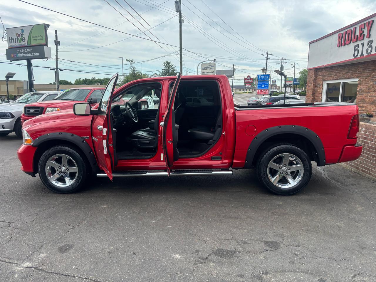 RAM 1500 ST Crew Cab 4WD 2012