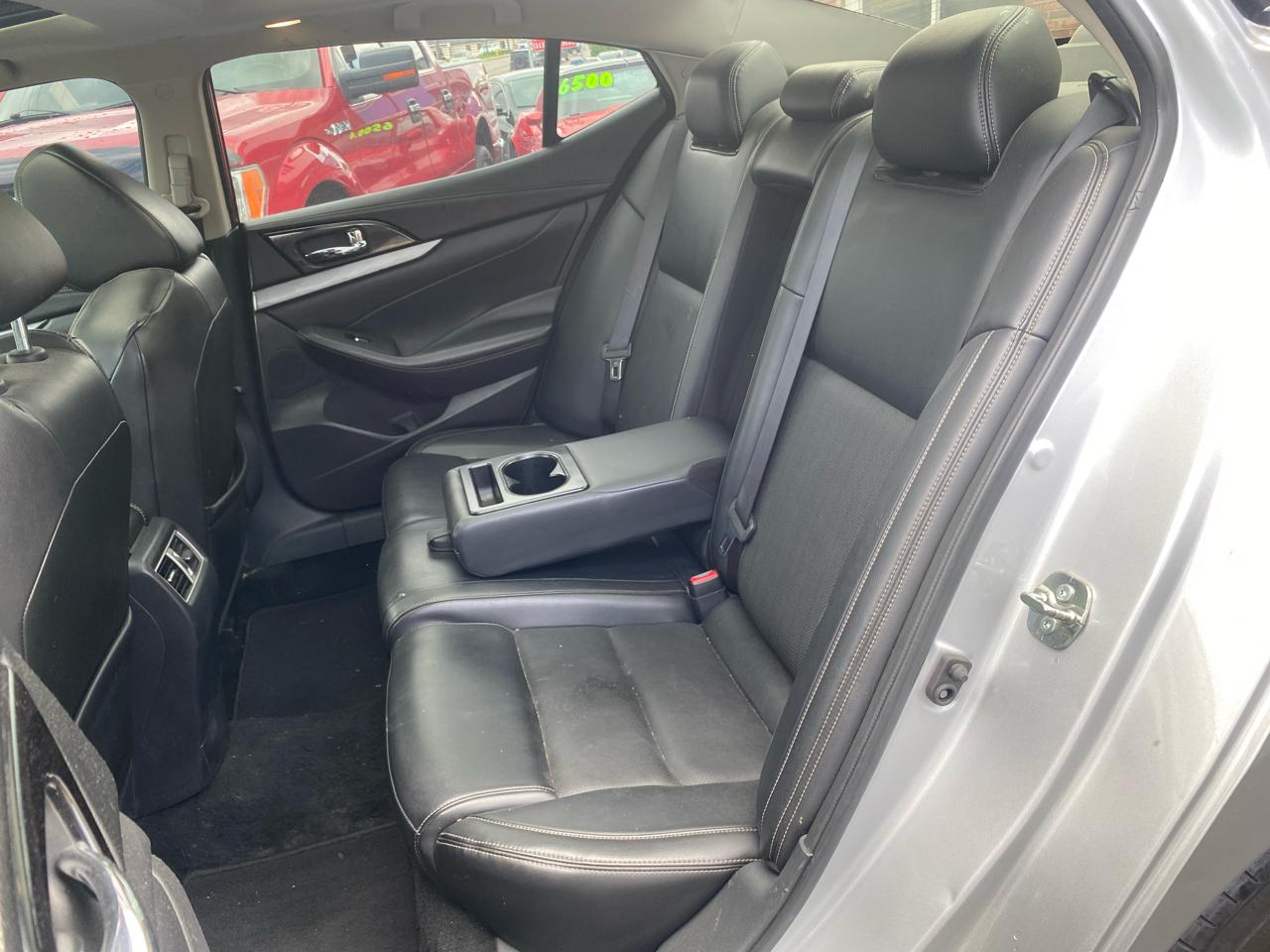 Nissan Maxima 3.5 S 2017