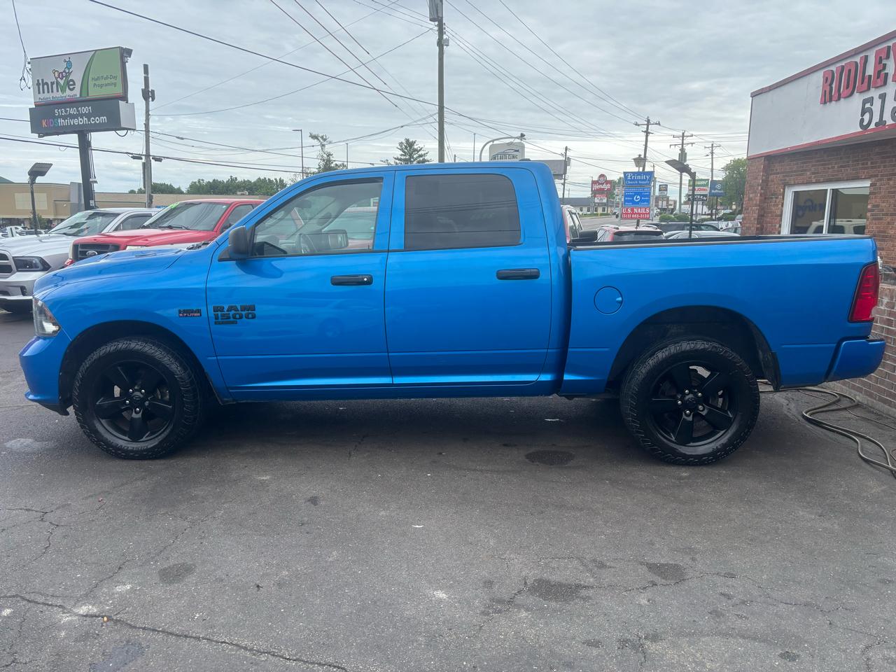 RAM 1500 Classic Tradesman Crew Cab SWB 4WD 2019