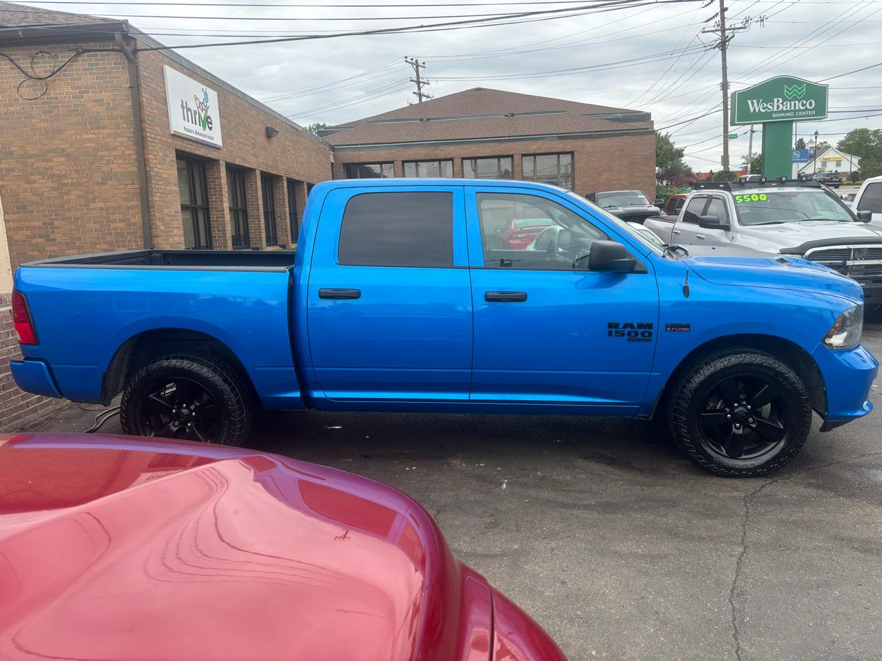 RAM 1500 Classic Tradesman Crew Cab SWB 4WD 2019