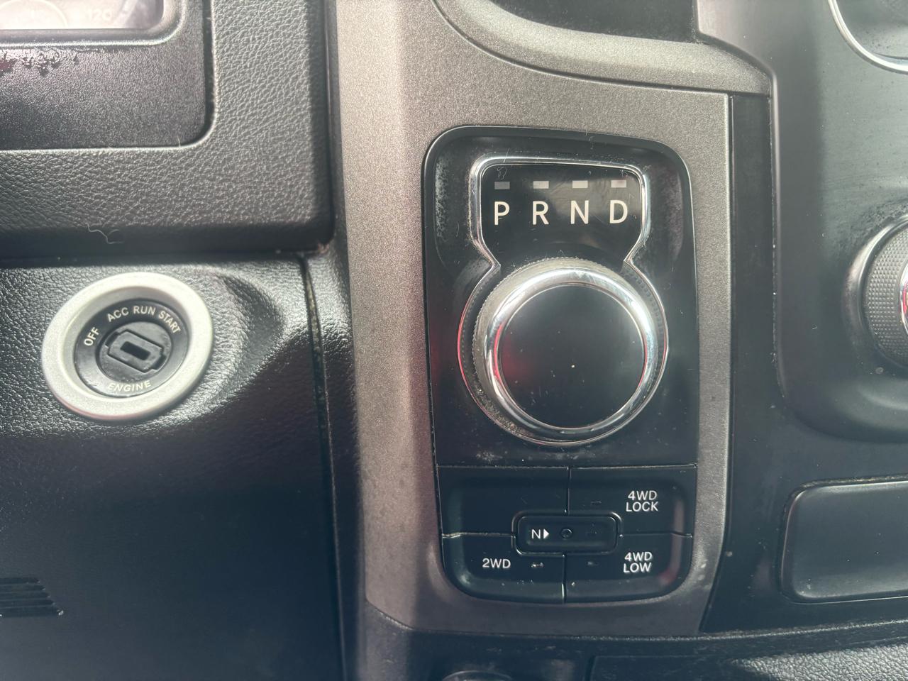 RAM 1500 Classic Tradesman Crew Cab SWB 4WD 2019