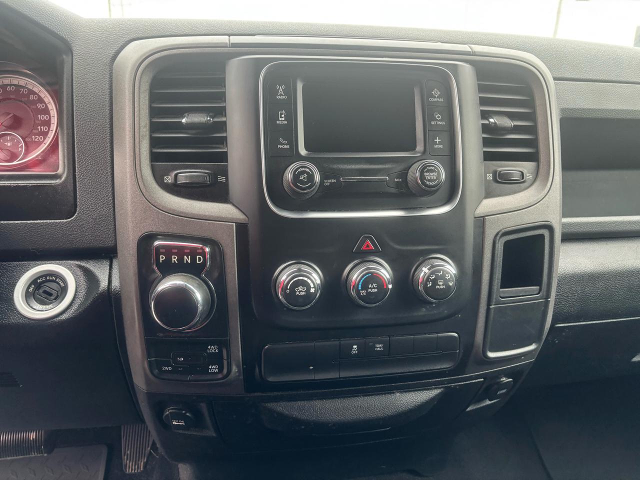 RAM 1500 Classic Tradesman Crew Cab SWB 4WD 2019