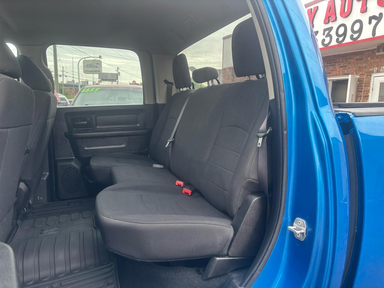 RAM 1500 Classic Tradesman Crew Cab SWB 4WD 2019
