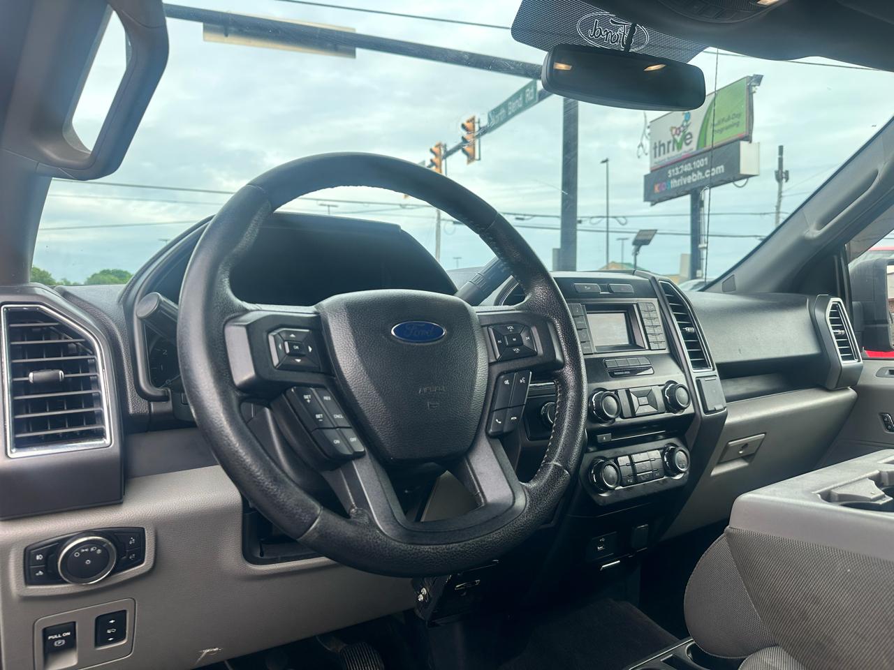Ford F-150 Lariat SuperCrew 5.5-ft. Bed 4WD 2016