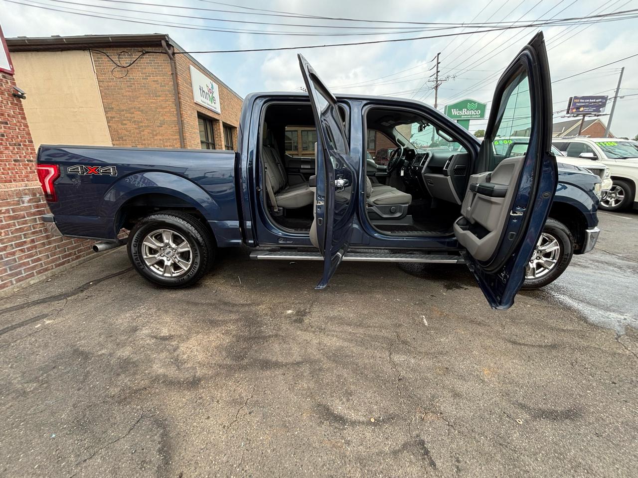 Ford F-150 Lariat SuperCrew 5.5-ft. Bed 4WD 2016