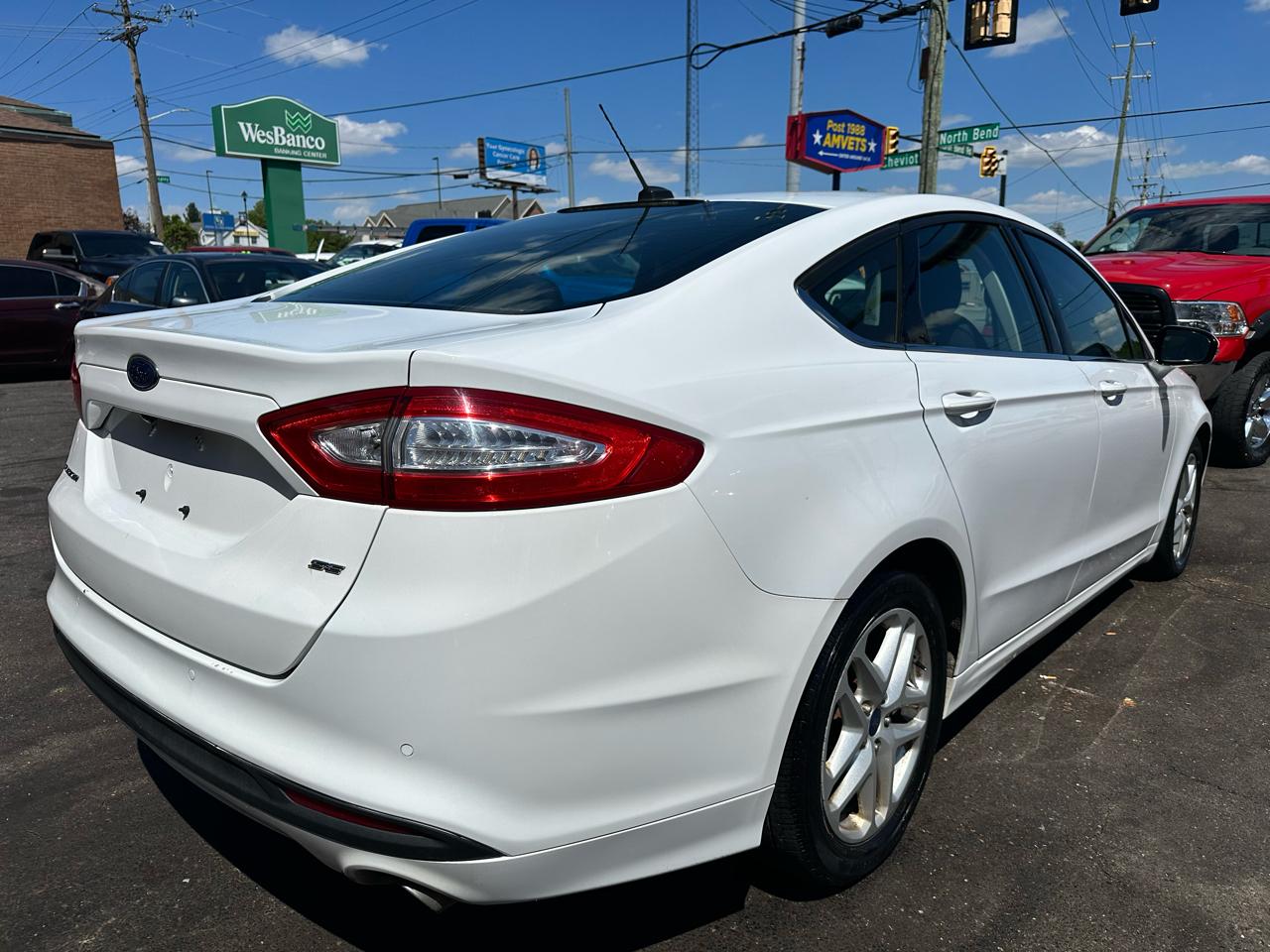 Ford Fusion SE 2016