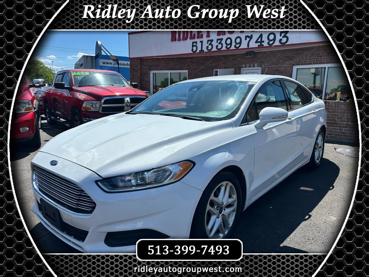 Ford Fusion SE 2016