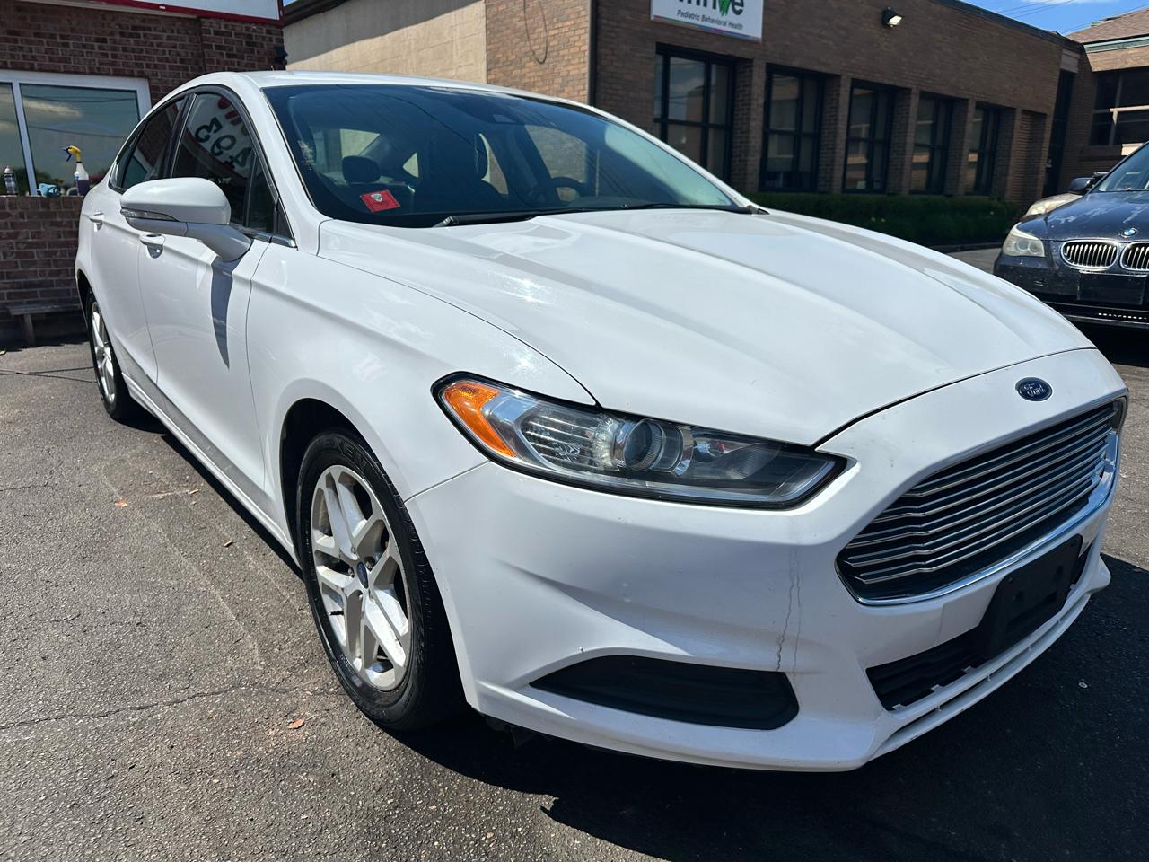 Ford Fusion SE 2016