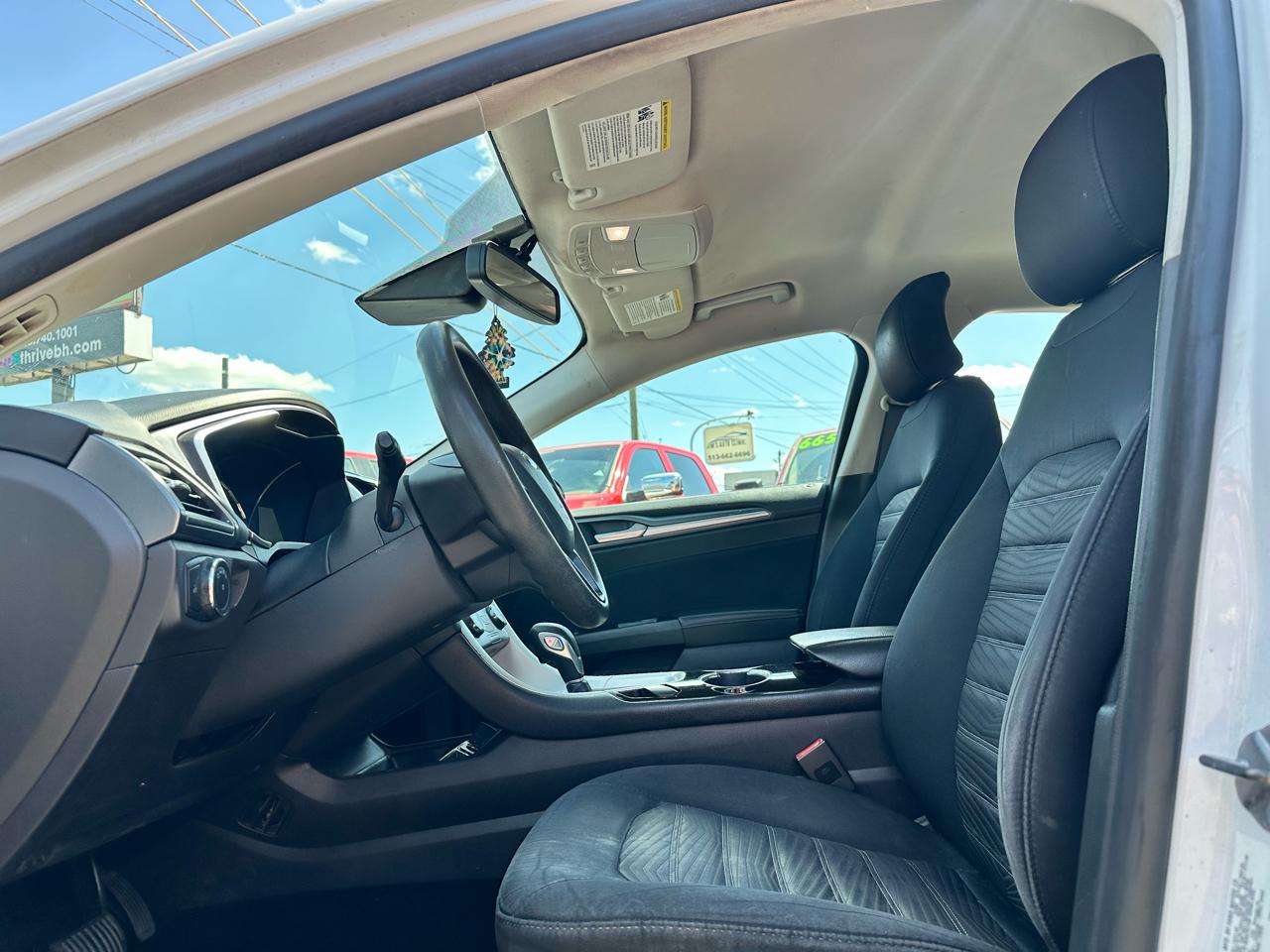 Ford Fusion SE 2016