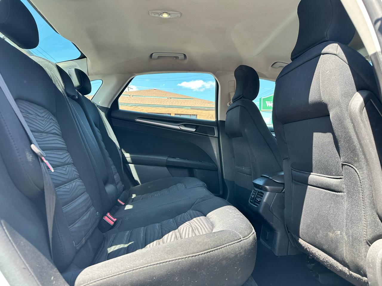 Ford Fusion SE 2016