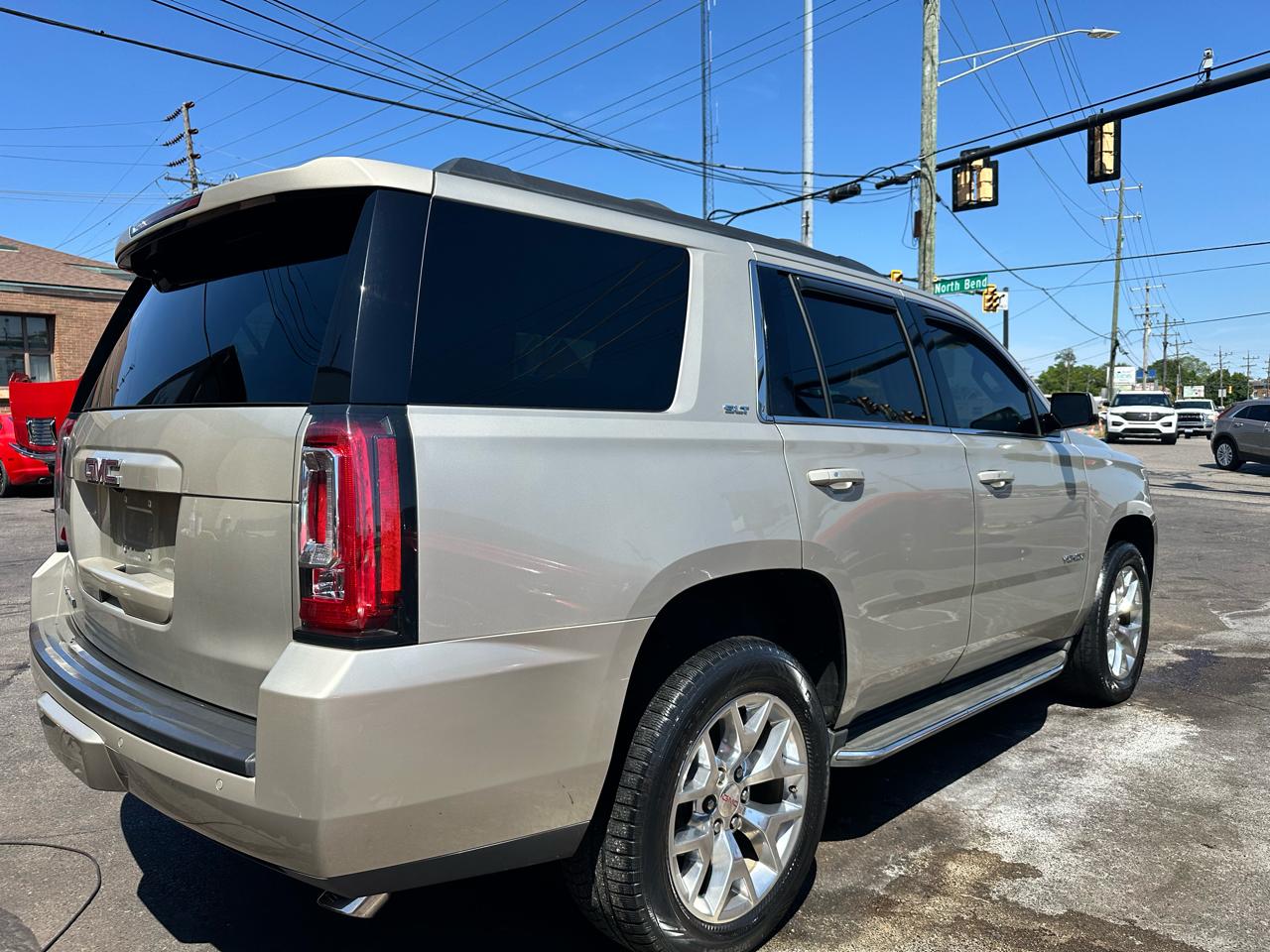 GMC Yukon SLT 4WD 2015